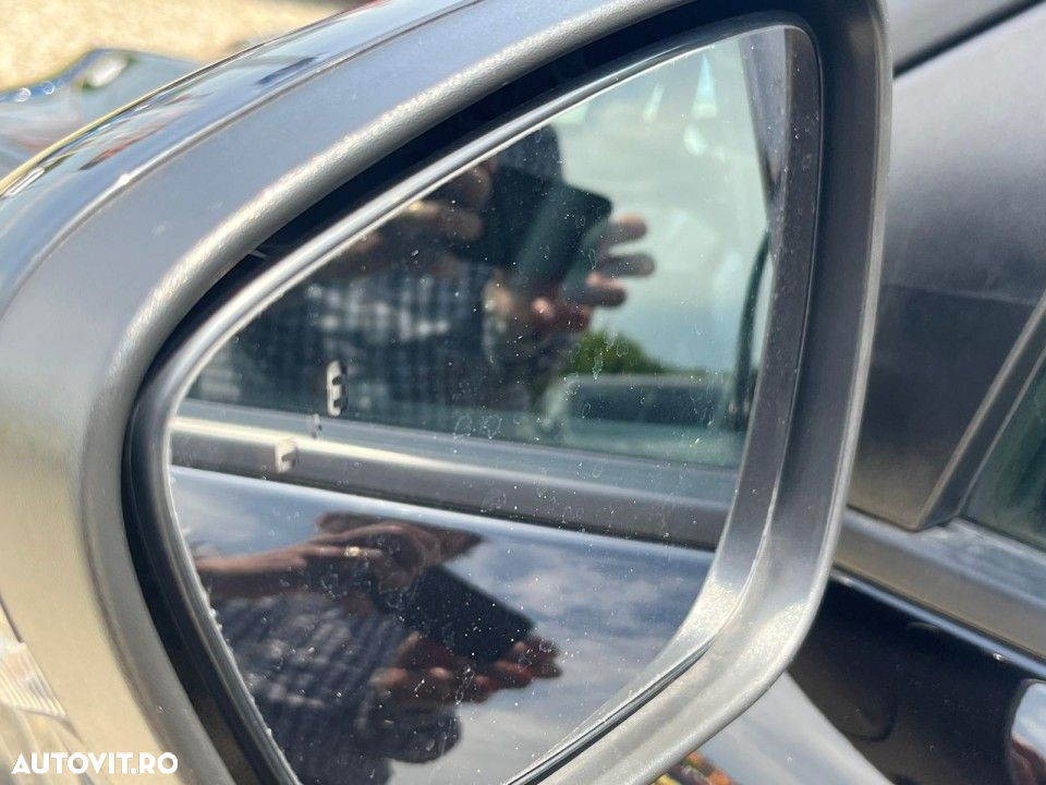 Ford Kuga - 14