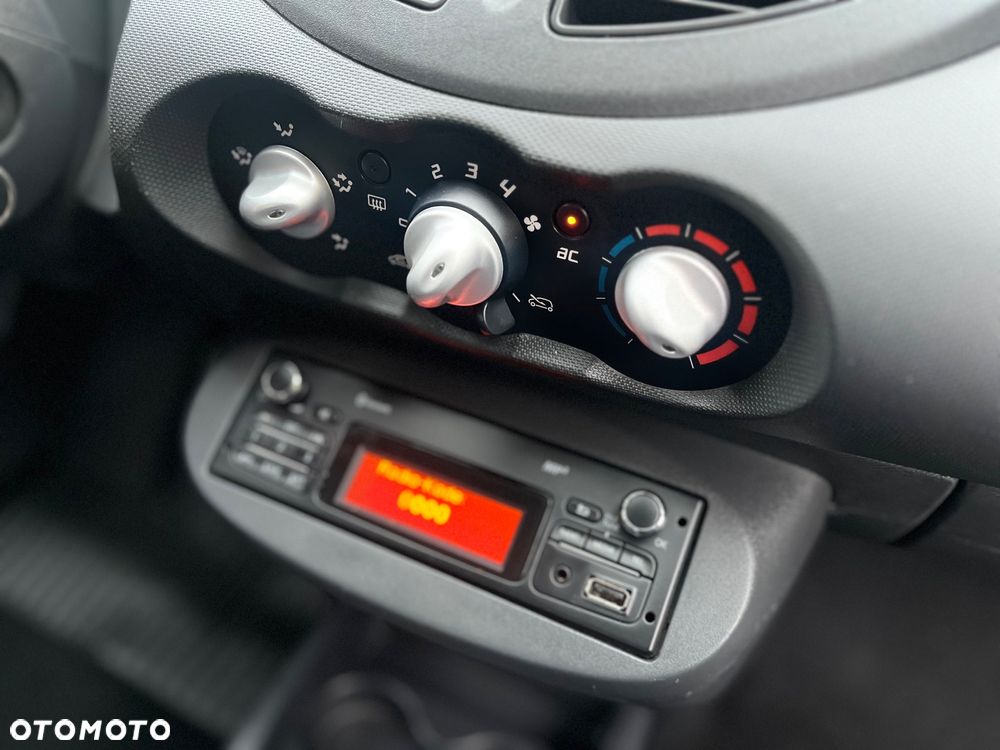 Renault Twingo - 22
