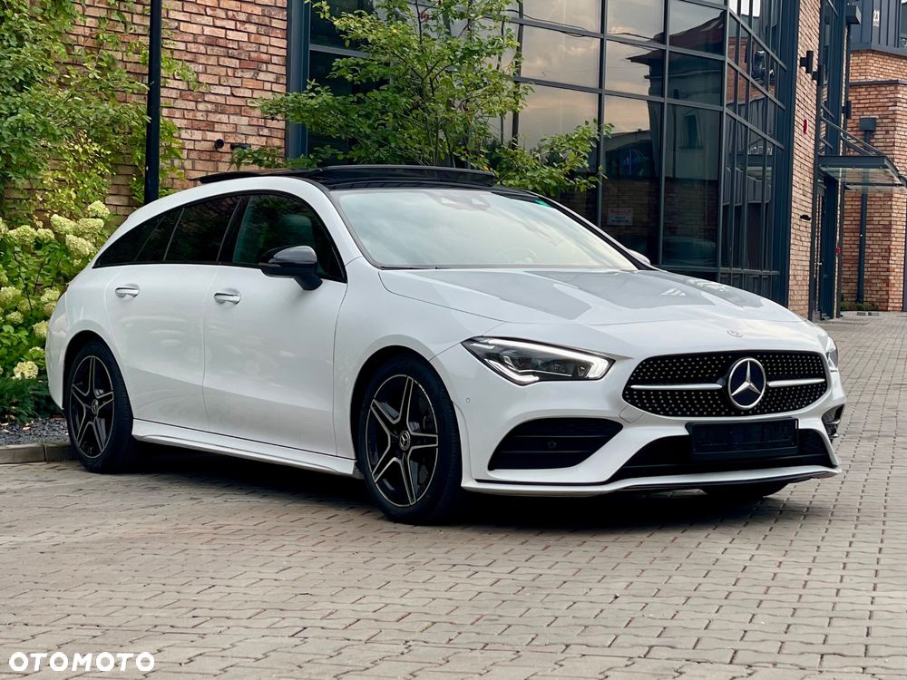 Mercedes-Benz CLA 200 7G-DCT AMG Line - 3