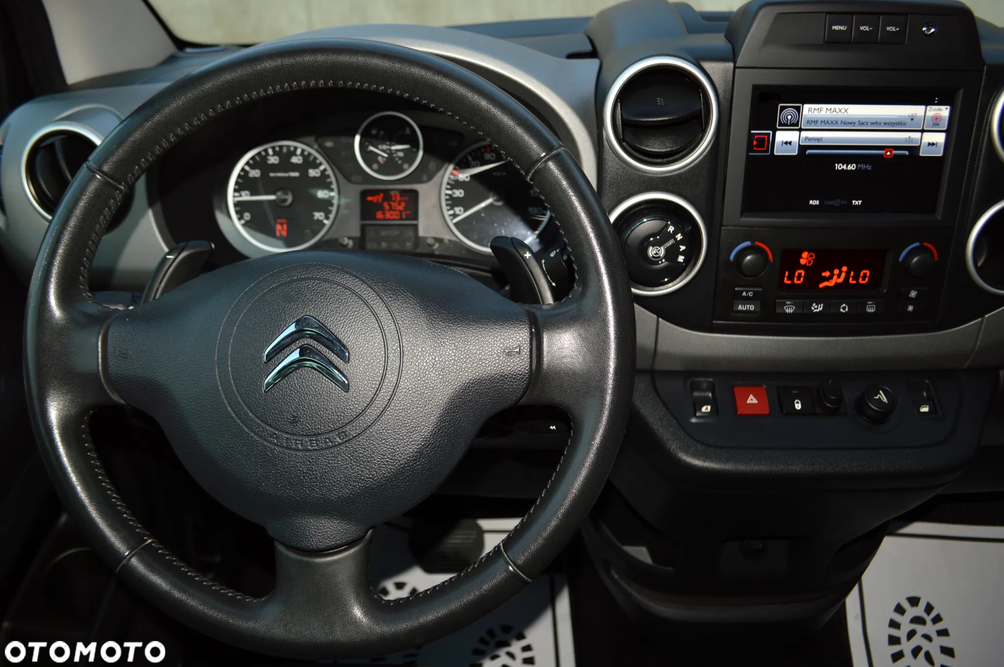 Citroën Berlingo Multispace BlueHDi 100 S&S ETG6 SHINE - 18