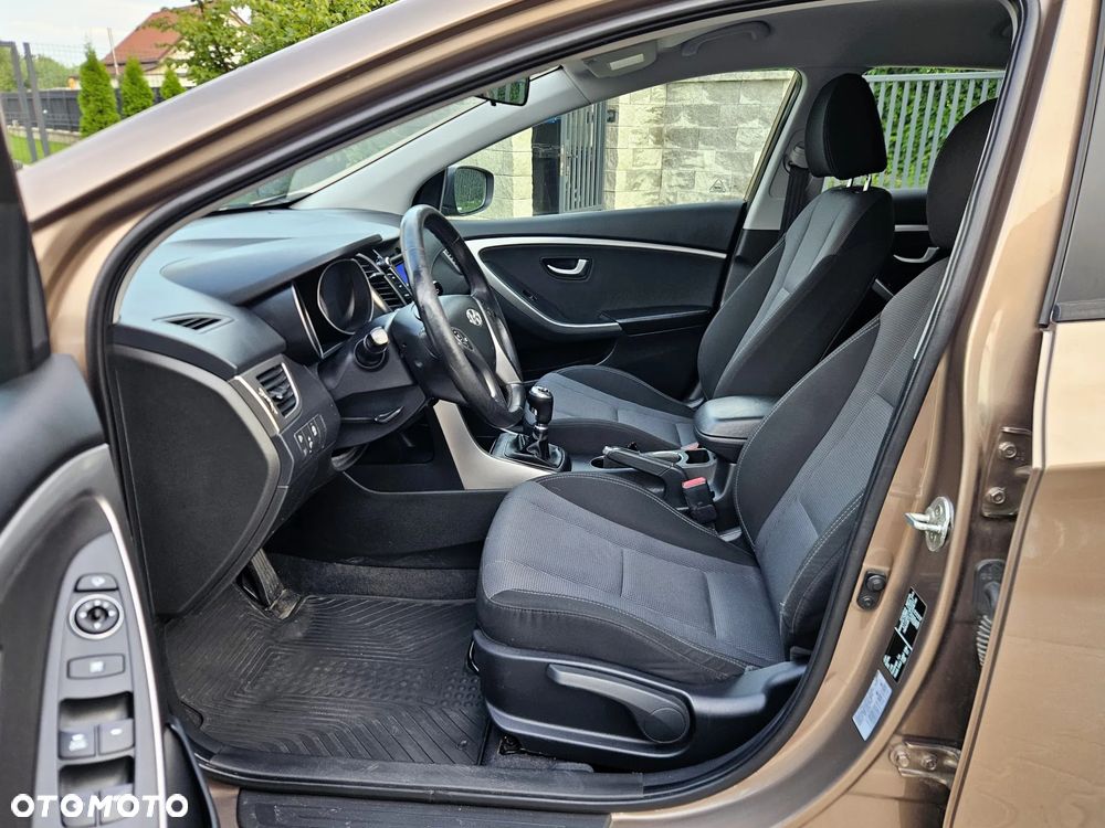 Hyundai i30 1.6 GDI Comfort - 6
