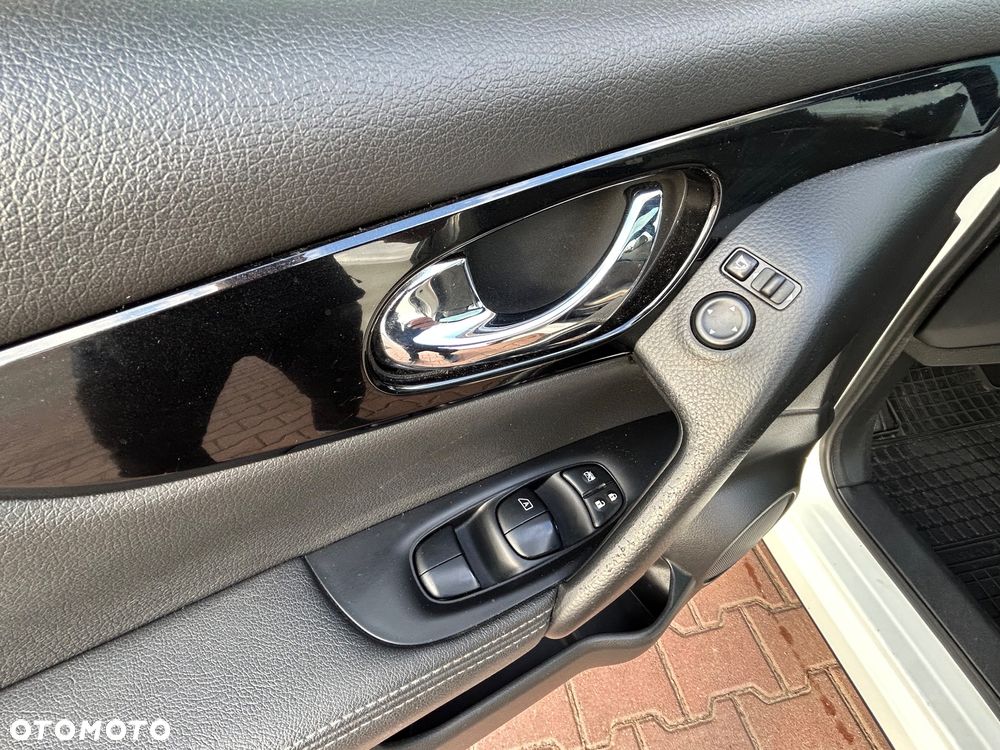 Nissan Qashqai 1.6 dCi DPF Start/Stop tekna - 35