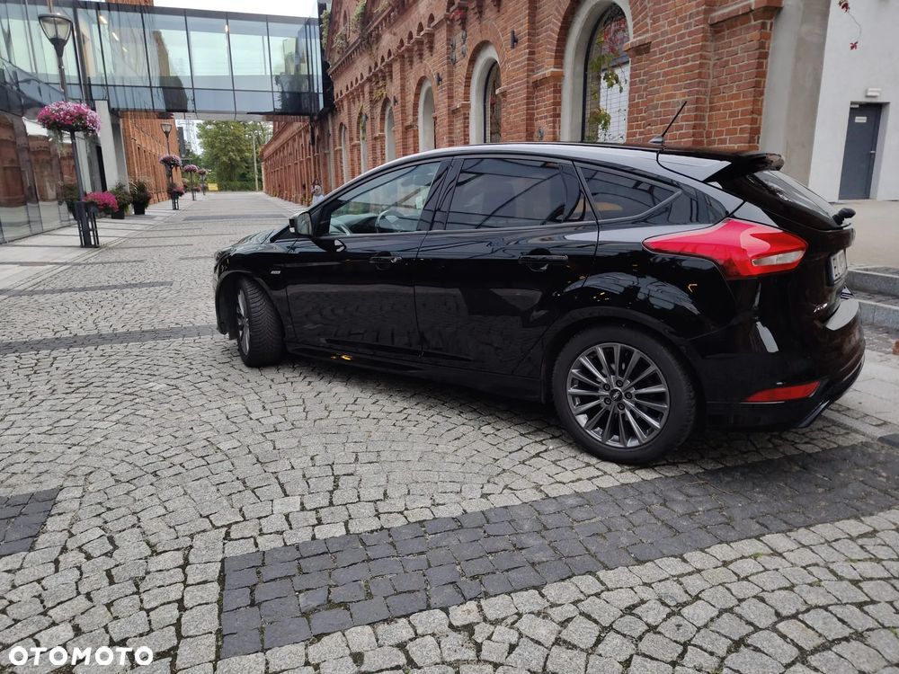 Ford Focus 1.5 EcoBoost SYNC Edition ASS - 10