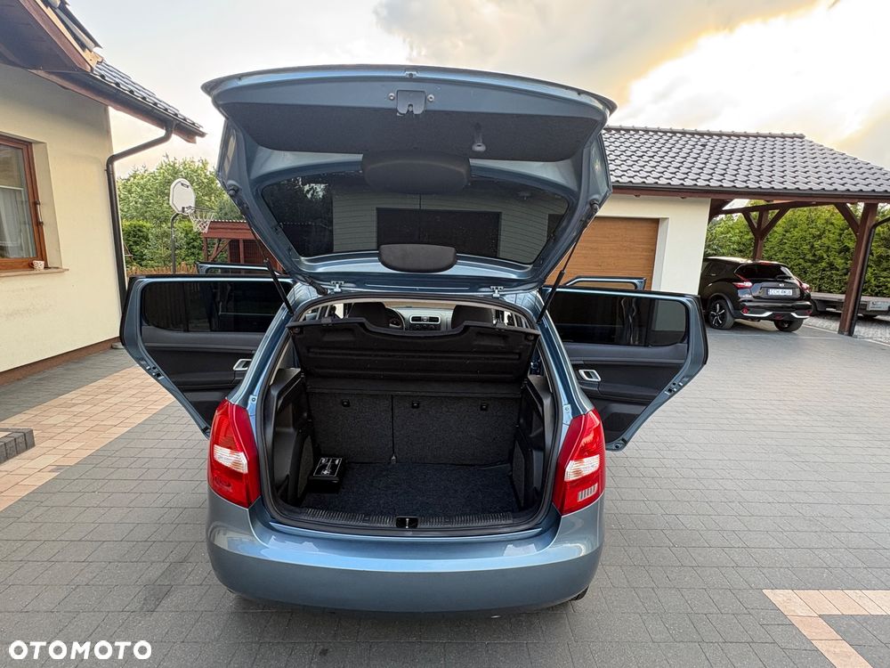 Skoda Fabia 1.2 HTP SPECIAL - 27