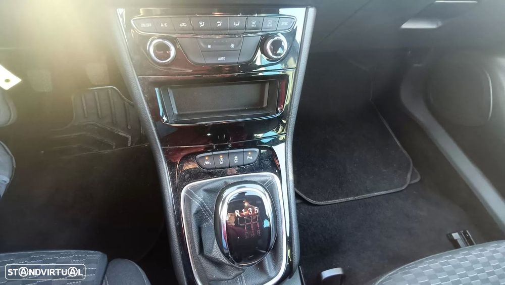 Opel Astra Sports Tourer 1.5 D Business Edition S/S - 6