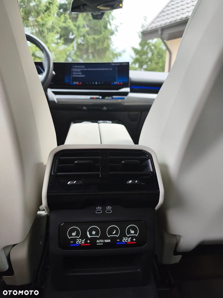 BMW Seria 5 520d xDrive mHEV - 9