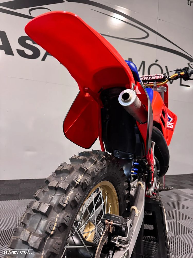 Honda CR 125R - 27