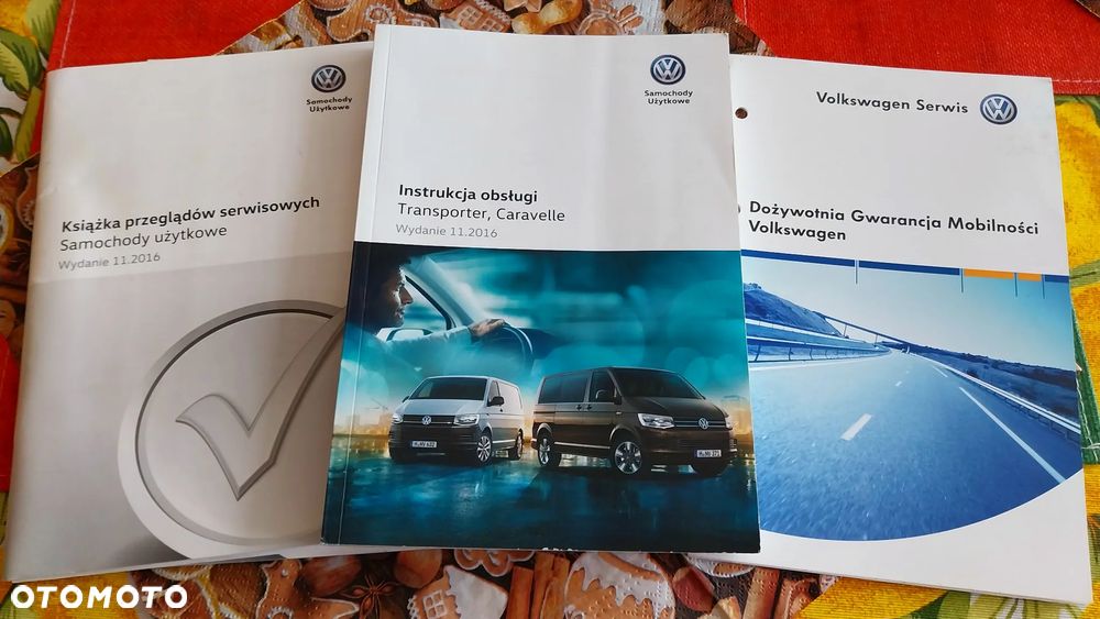 Volkswagen Caravelle - 15