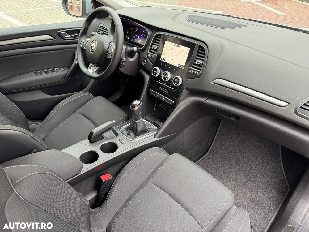 Renault Megane BLUE dCi 115 TECHNO - 13