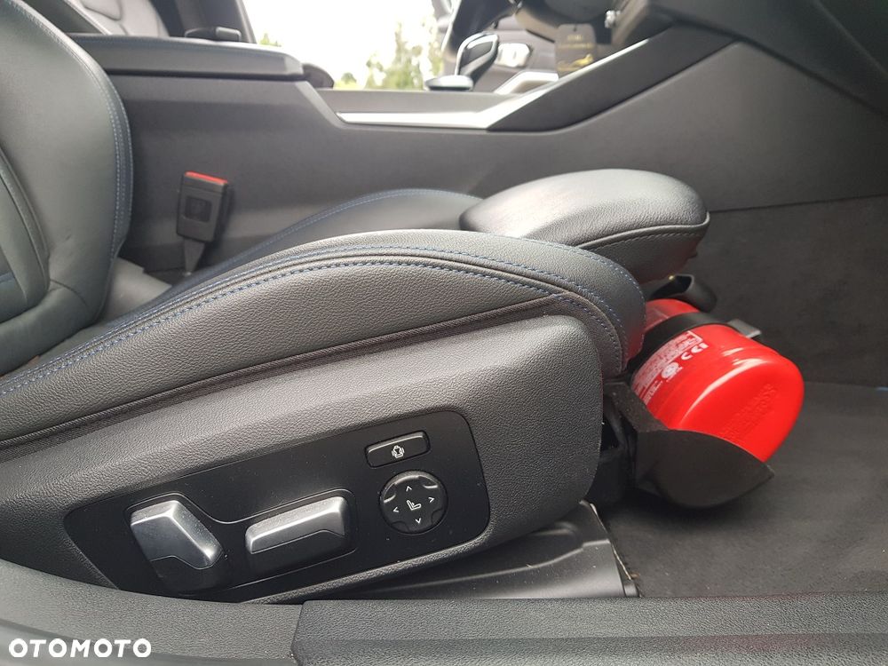 BMW Seria 3 - 27