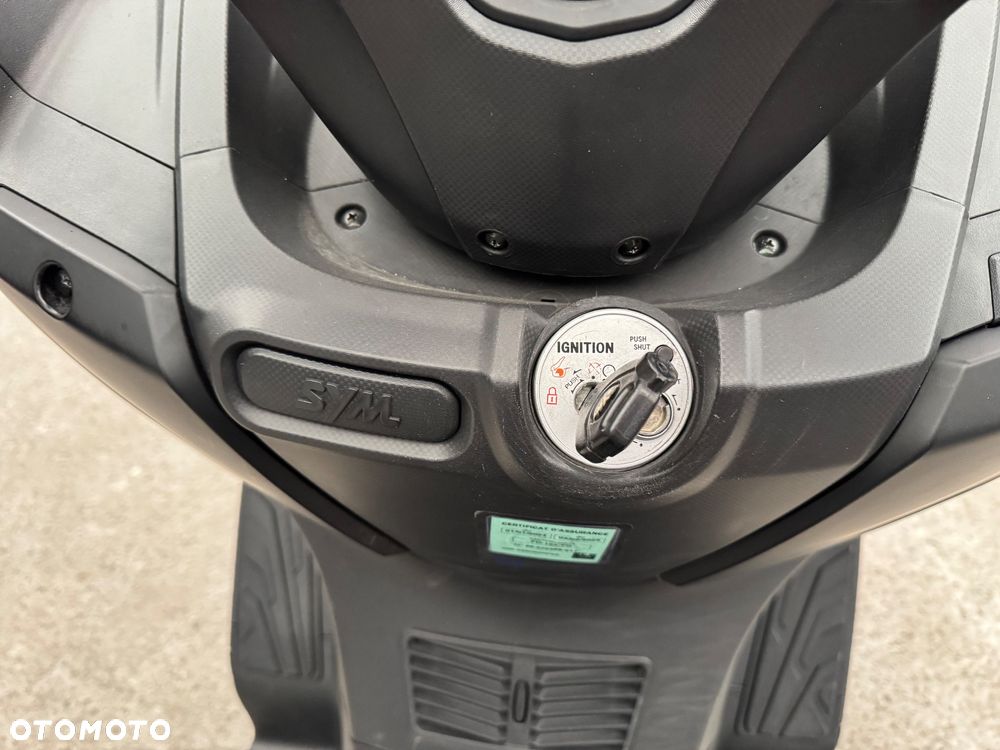 SYM GTS - 13