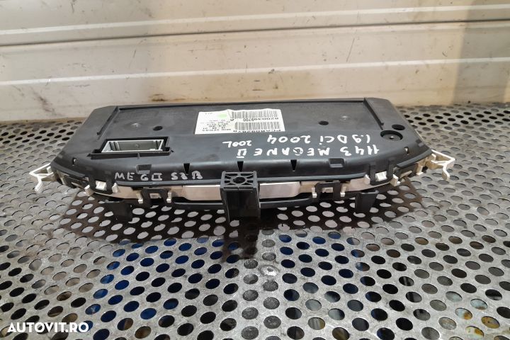 Ceasuri bord 35110419 / 8200399700 35110419 / 8200399700 Renault Mega - 2
