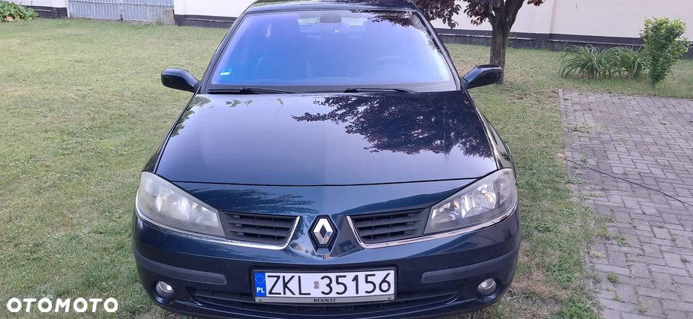 Renault Laguna - 1