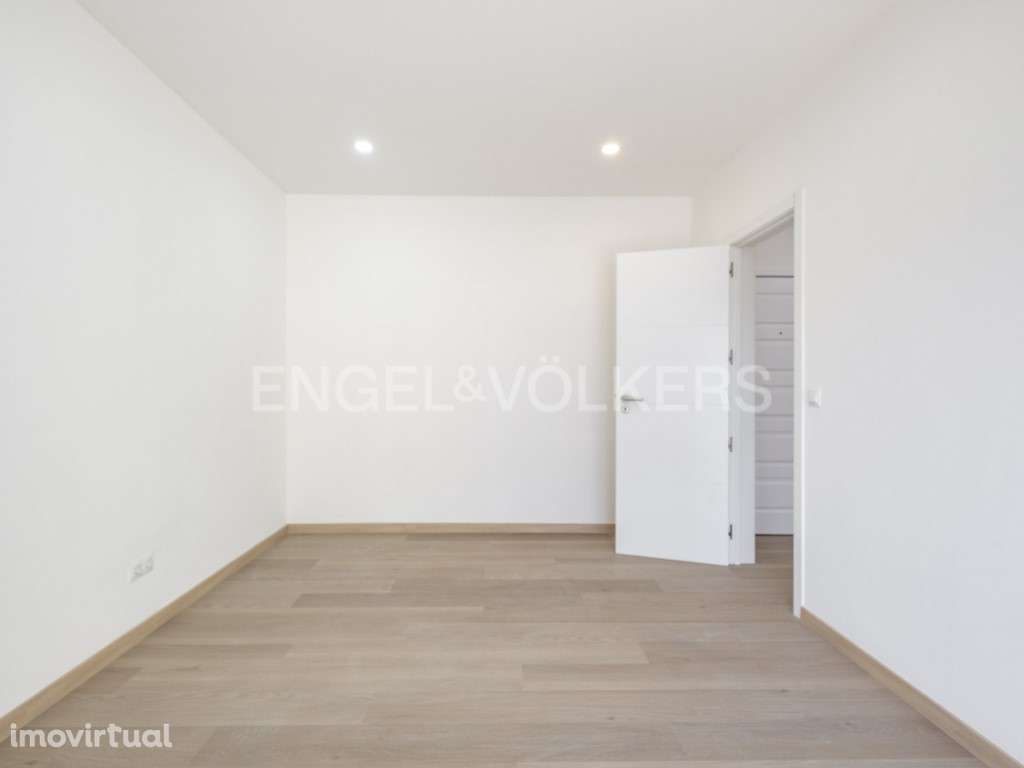 T2 totalmente renovado em Carnaxide - Grande imagem: 3/23