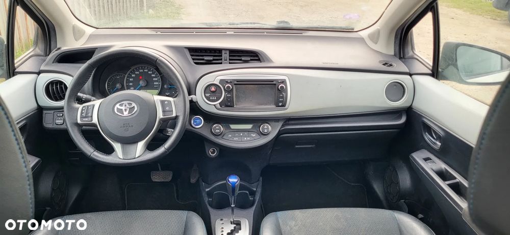 Toyota Yaris 1.5 VVT-i - 10
