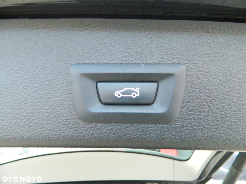 BMW X3 xDrive28i - 21