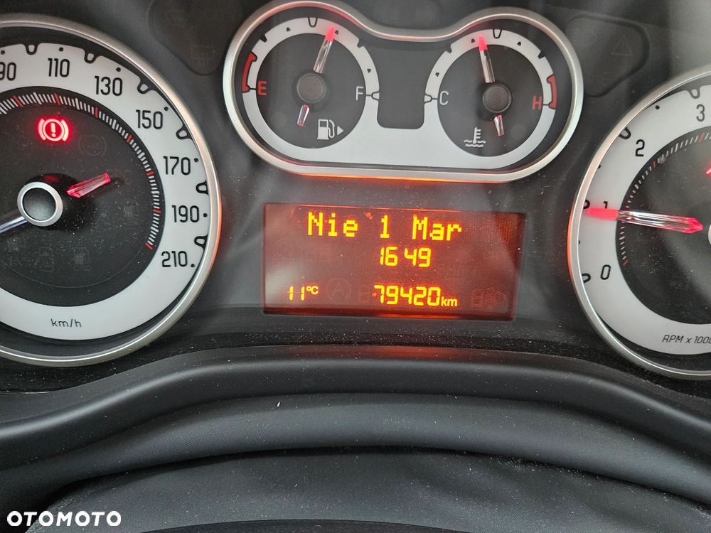 Fiat 500L 1.4 16V Easy - 12