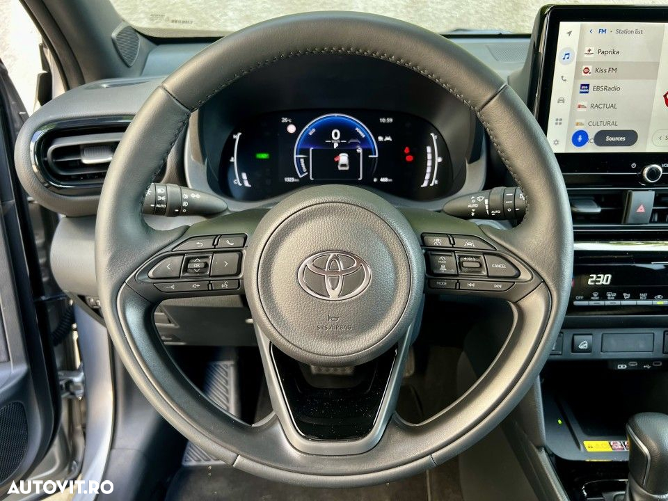 Toyota Yaris Cross - 15