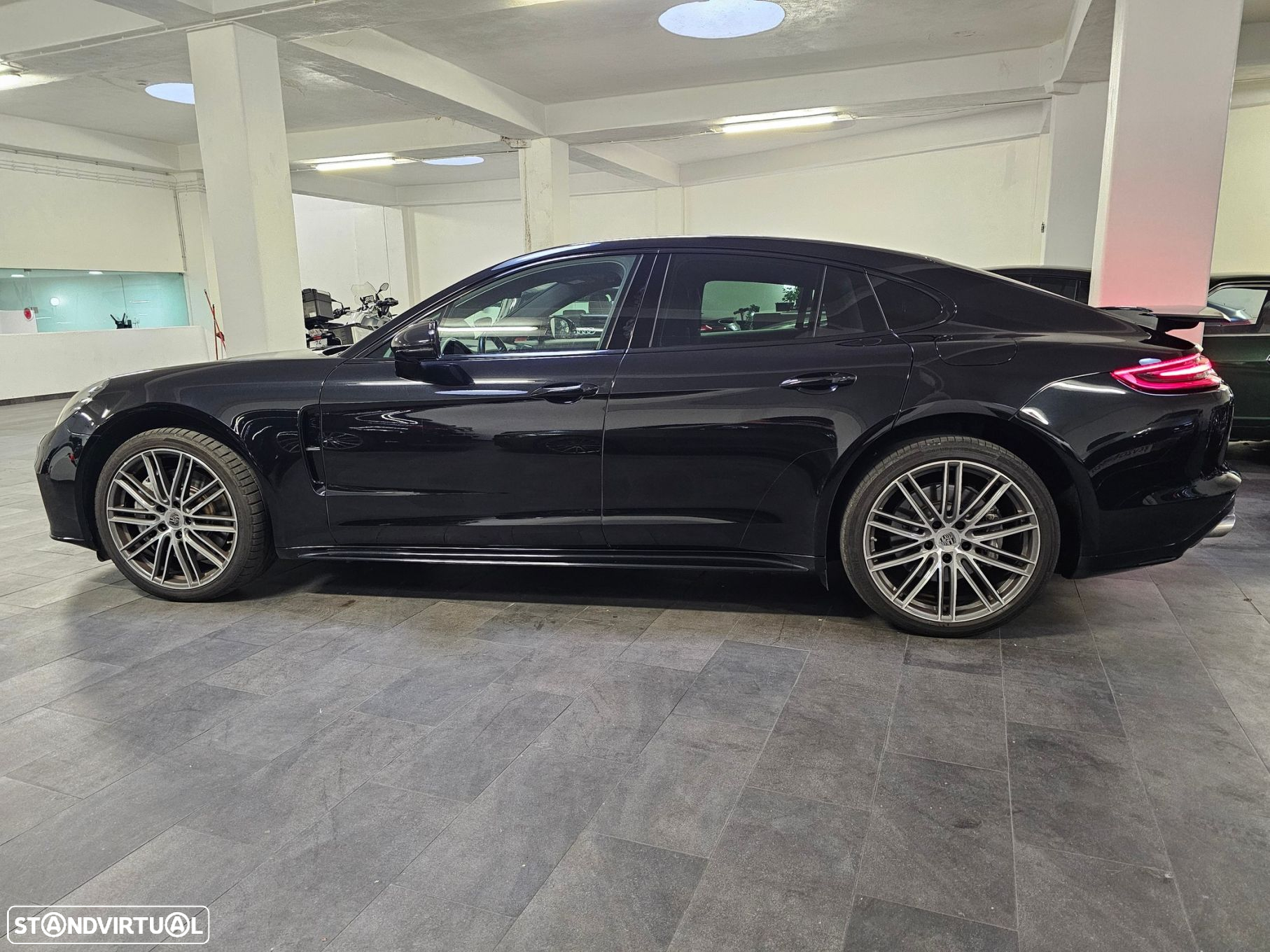 Porsche Panamera 4 E-Hybrid Platinum Edition - 6
