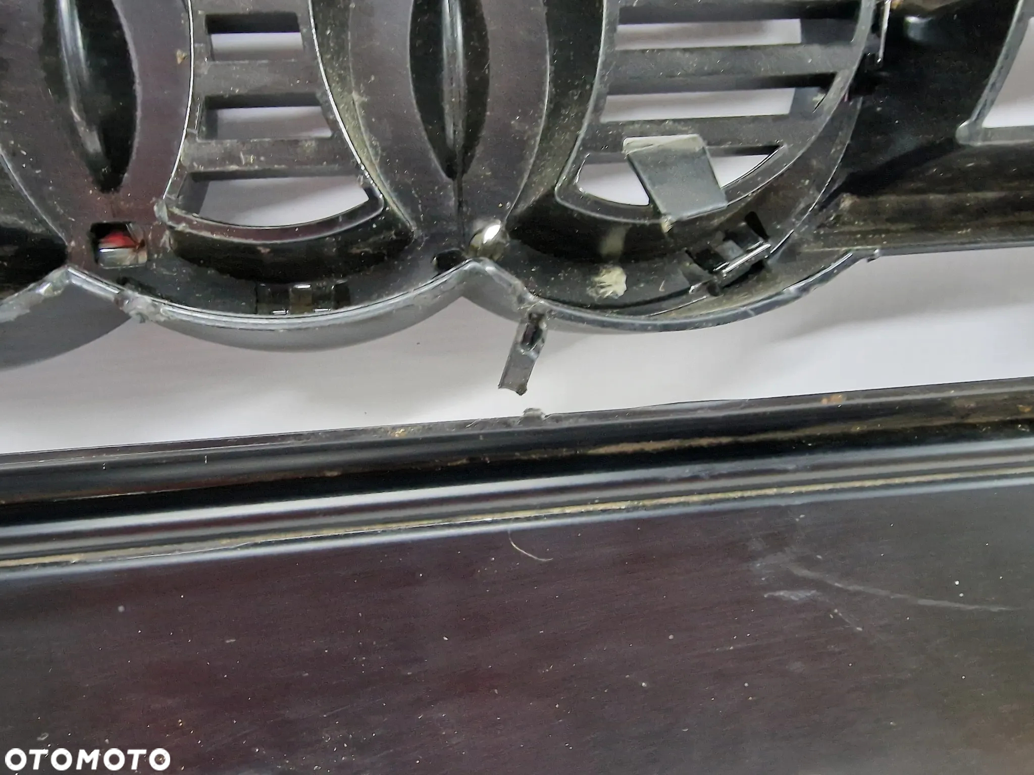 AUDI A1 8XA LIFT 13- ATRAPA / GRILL PRZEDNI PRZÓD , NR 8XA853651B / 8XA853651C , NR AUKCJI GL163 - 18