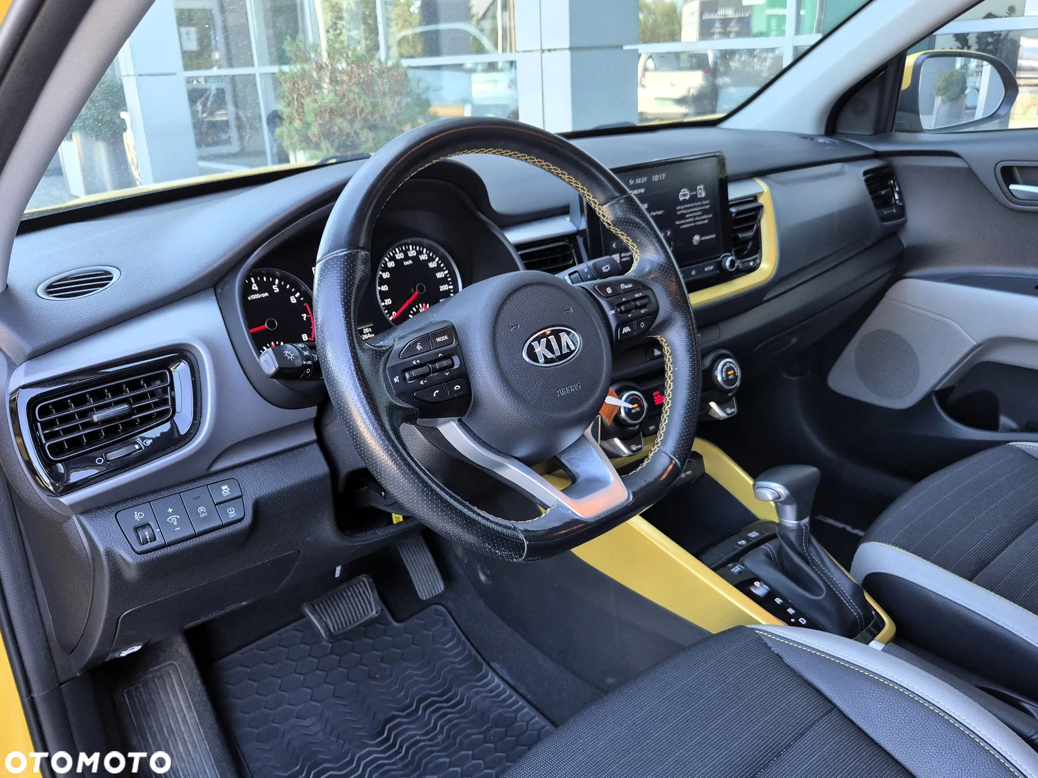 Kia Stonic 1.0 T-GDI L DCT - 10