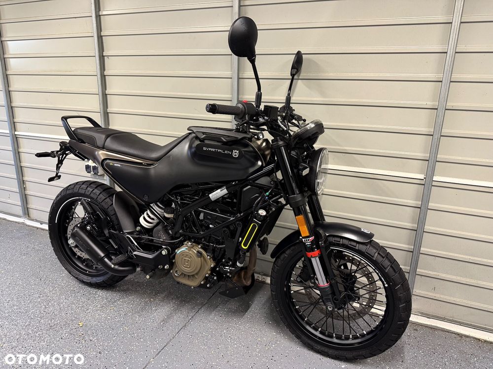 Husqvarna Svartpilen - 1
