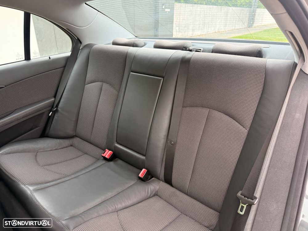 Mercedes-Benz E 220 CDI Avantgarde - 10