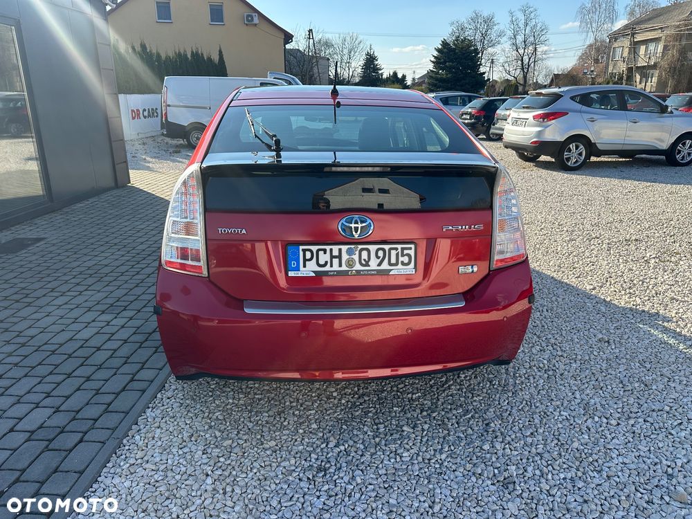 Toyota Prius (Hybrid) Executive - 5