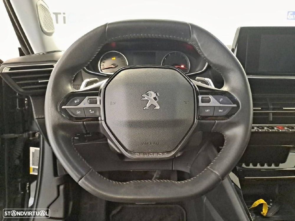 Peugeot 2008 1.2 PureTech Allure EAT8 - 12