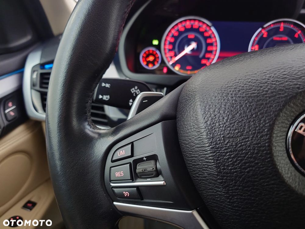 BMW X5 xDrive25d - 22