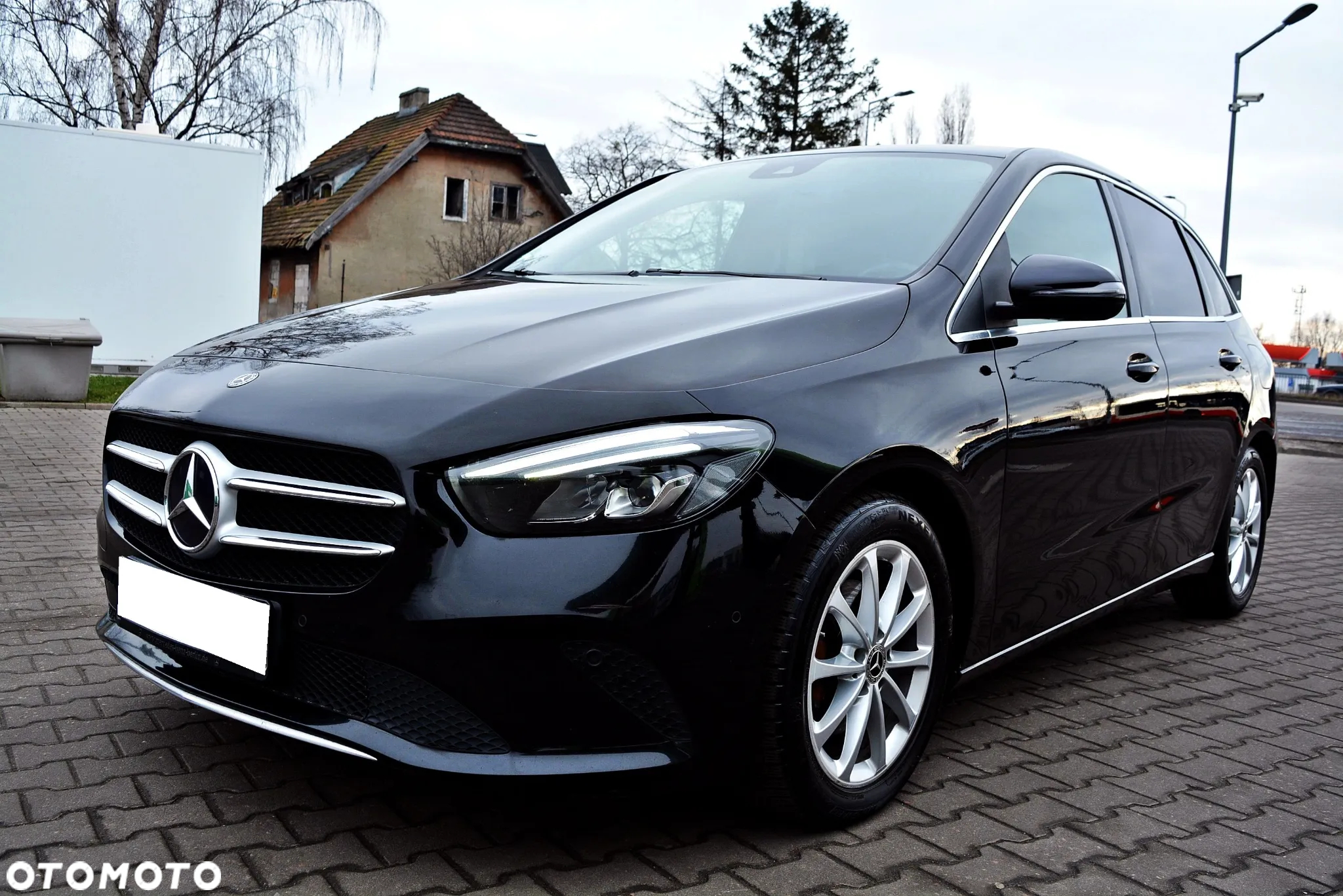 Mercedes-Benz Klasa B 200 d 8G-DCT - 14