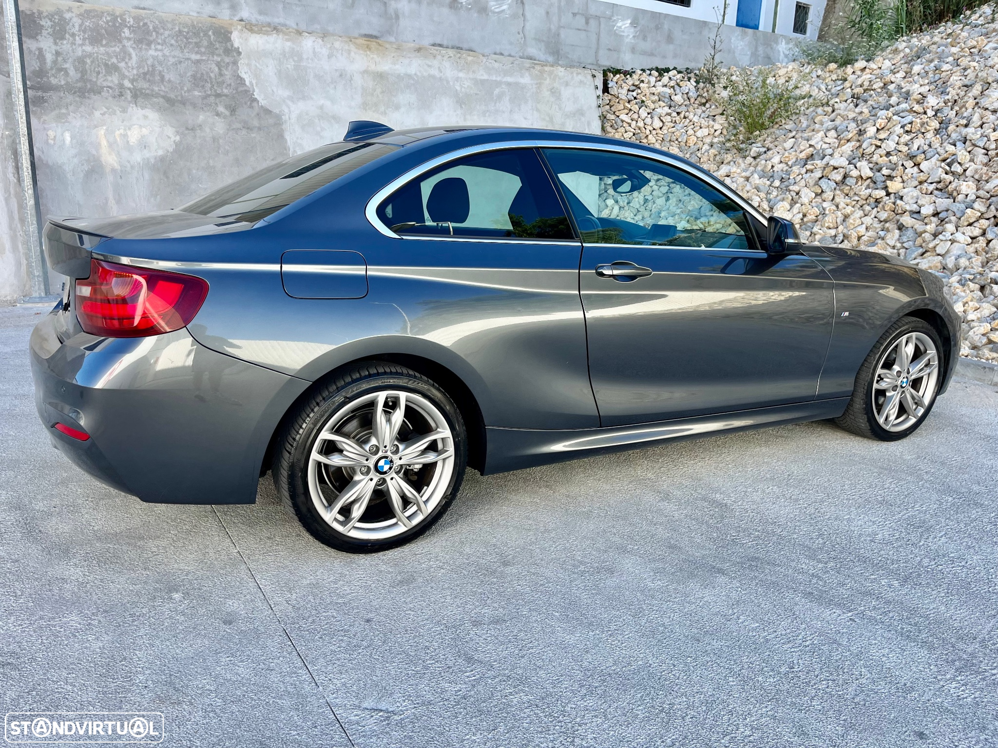 BMW 220 d Coupe Pack M - 12