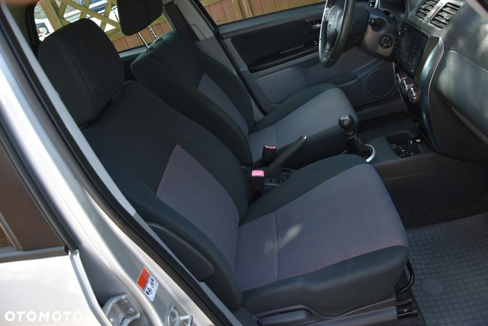 Suzuki SX4 - 22