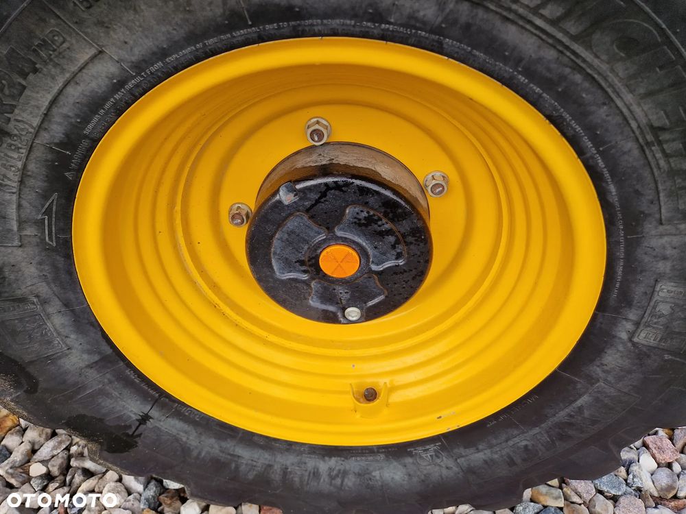 JCB 531-70 AGRIPRO - 16