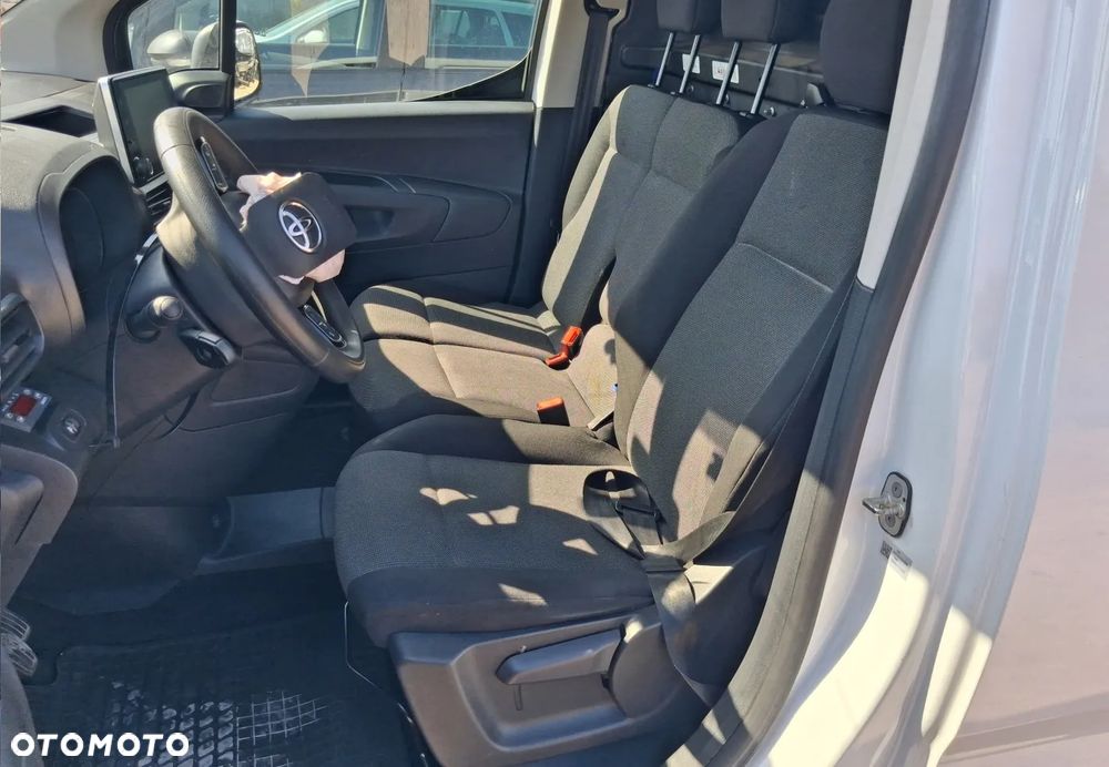 Toyota PROACE - 16
