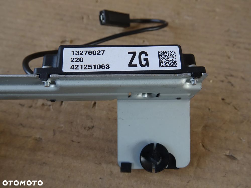 OPEL INSIGNIA ASTRA J ZAFIRA C MOKKA MODUŁ WZMACNIACZ ANTENOWY SYGNAŁU ANTENY GPS - 32