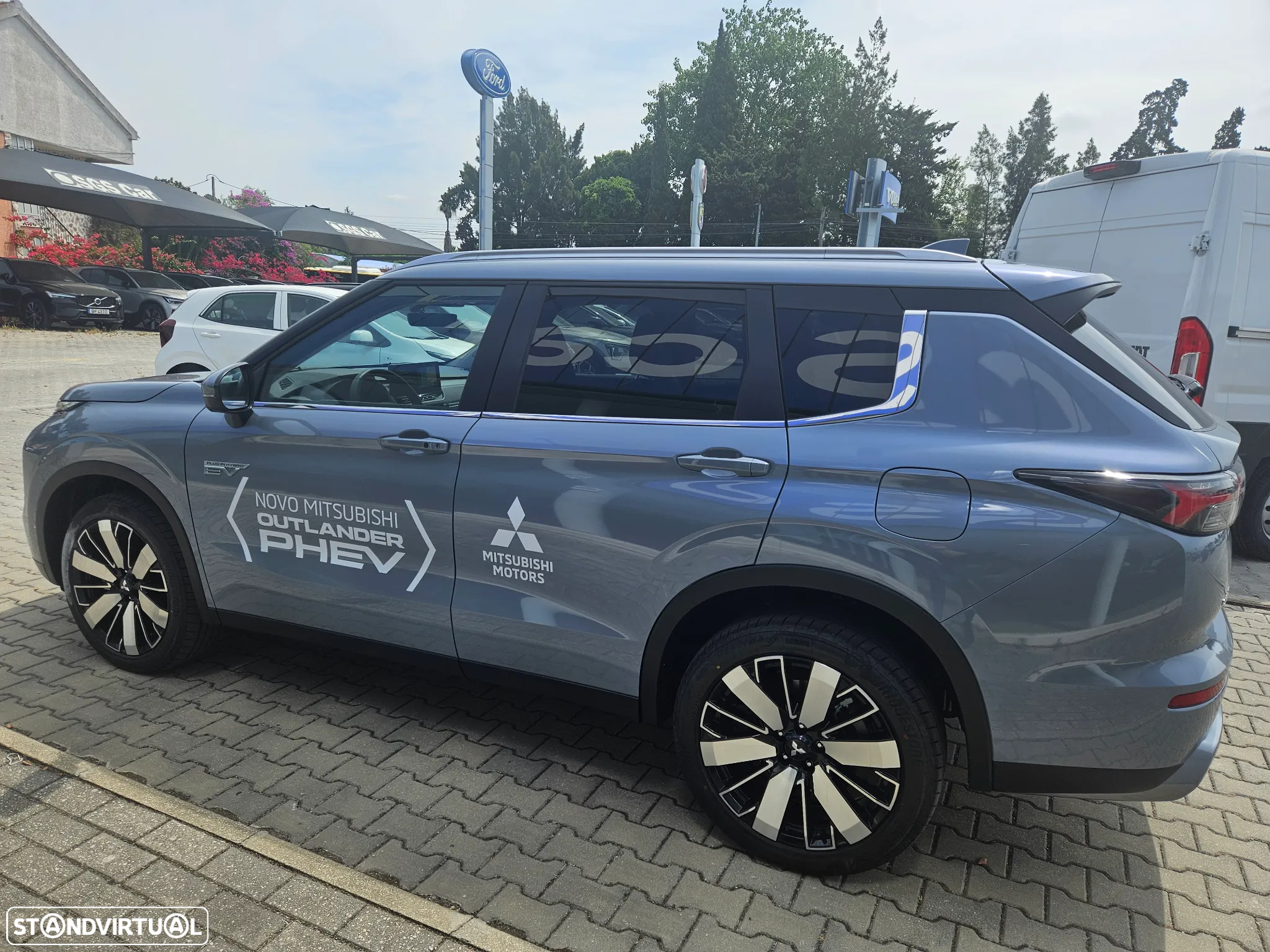 Mitsubishi Outlander 2.4 PHEV Intense - 8