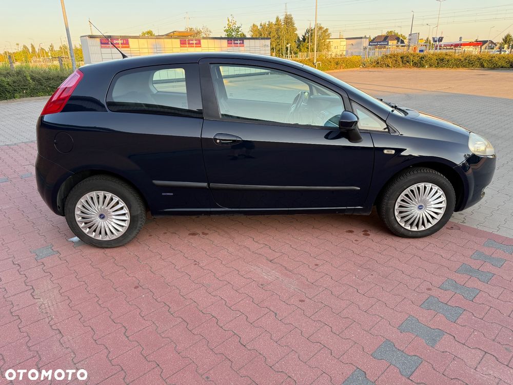 Fiat Grande Punto 1.4 8V Dynamic - 4