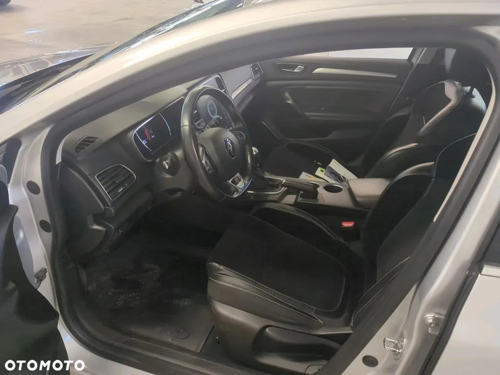 Renault Megane 1.5 Blue dCi Intens - 8
