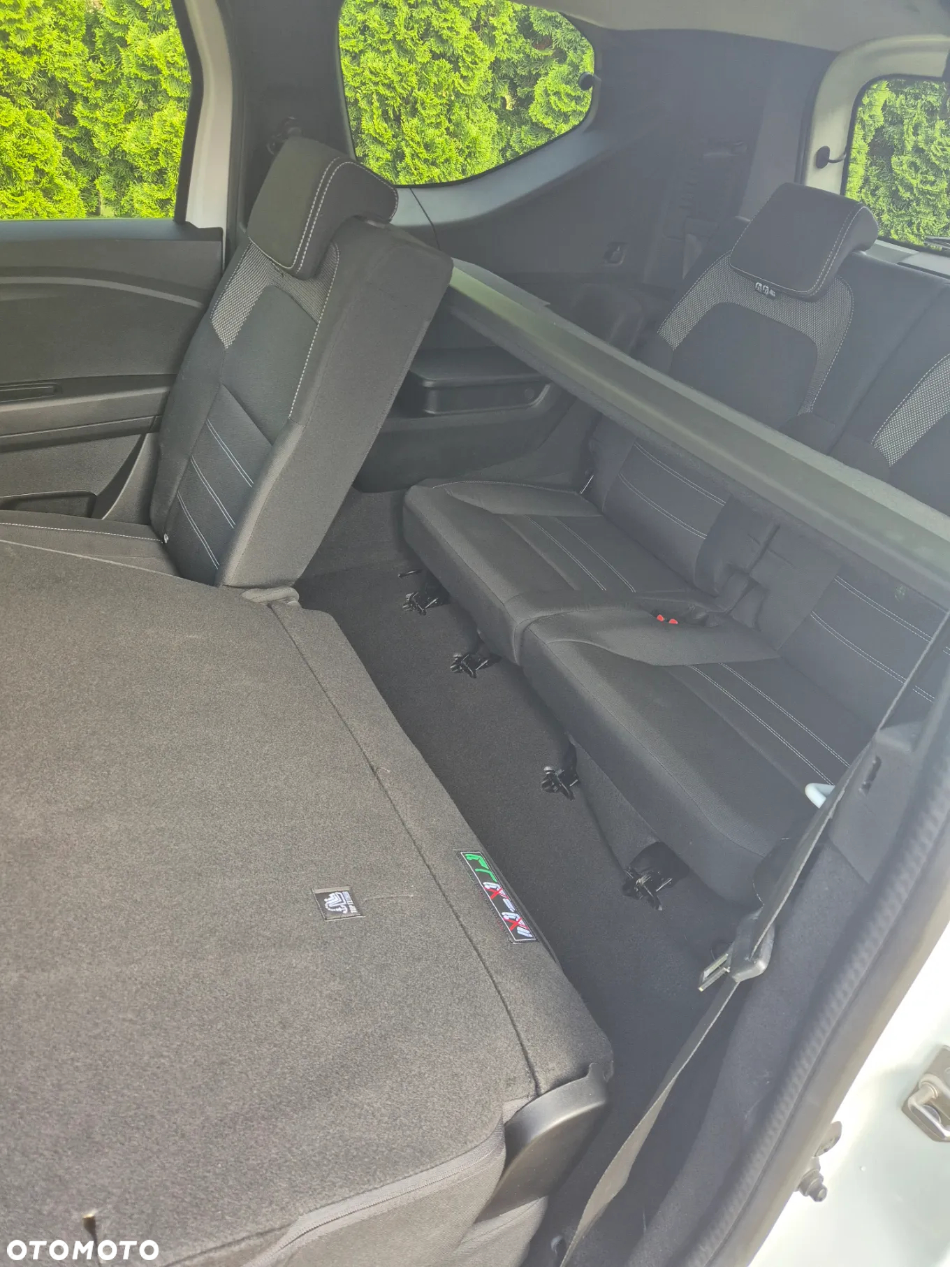 Dacia Jogger 1.0 TCe Comfort 7os - 11