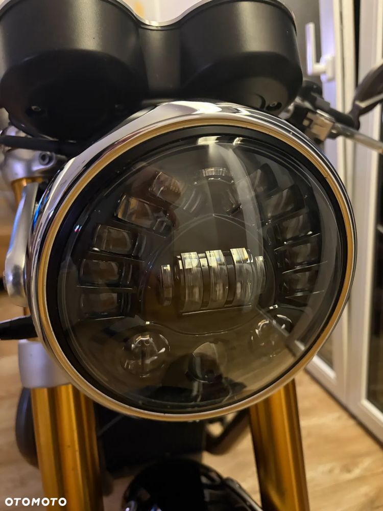 Triumph Thruxton - 3