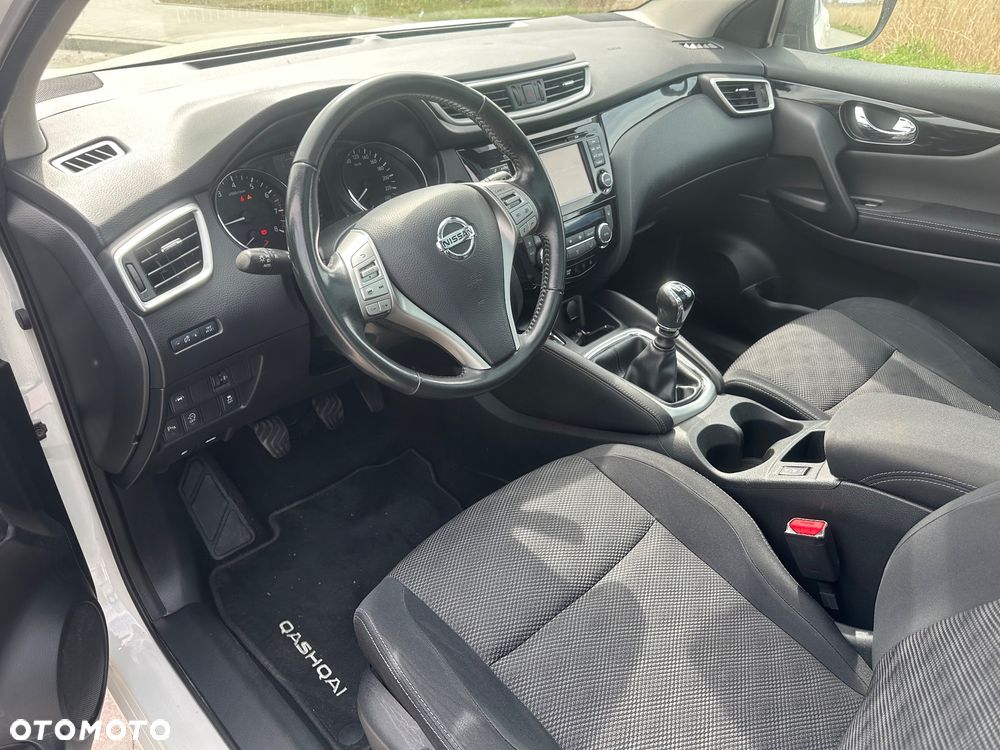 Nissan Qashqai 1.6 DIG-T Tekna - 6