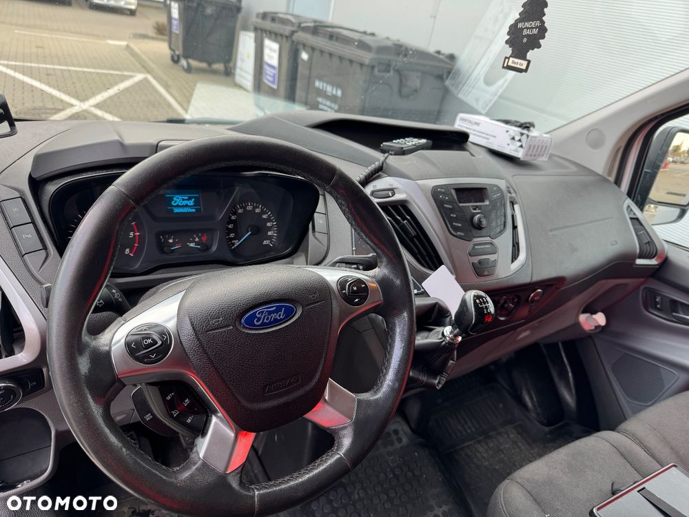 Ford Transit Custom - 11