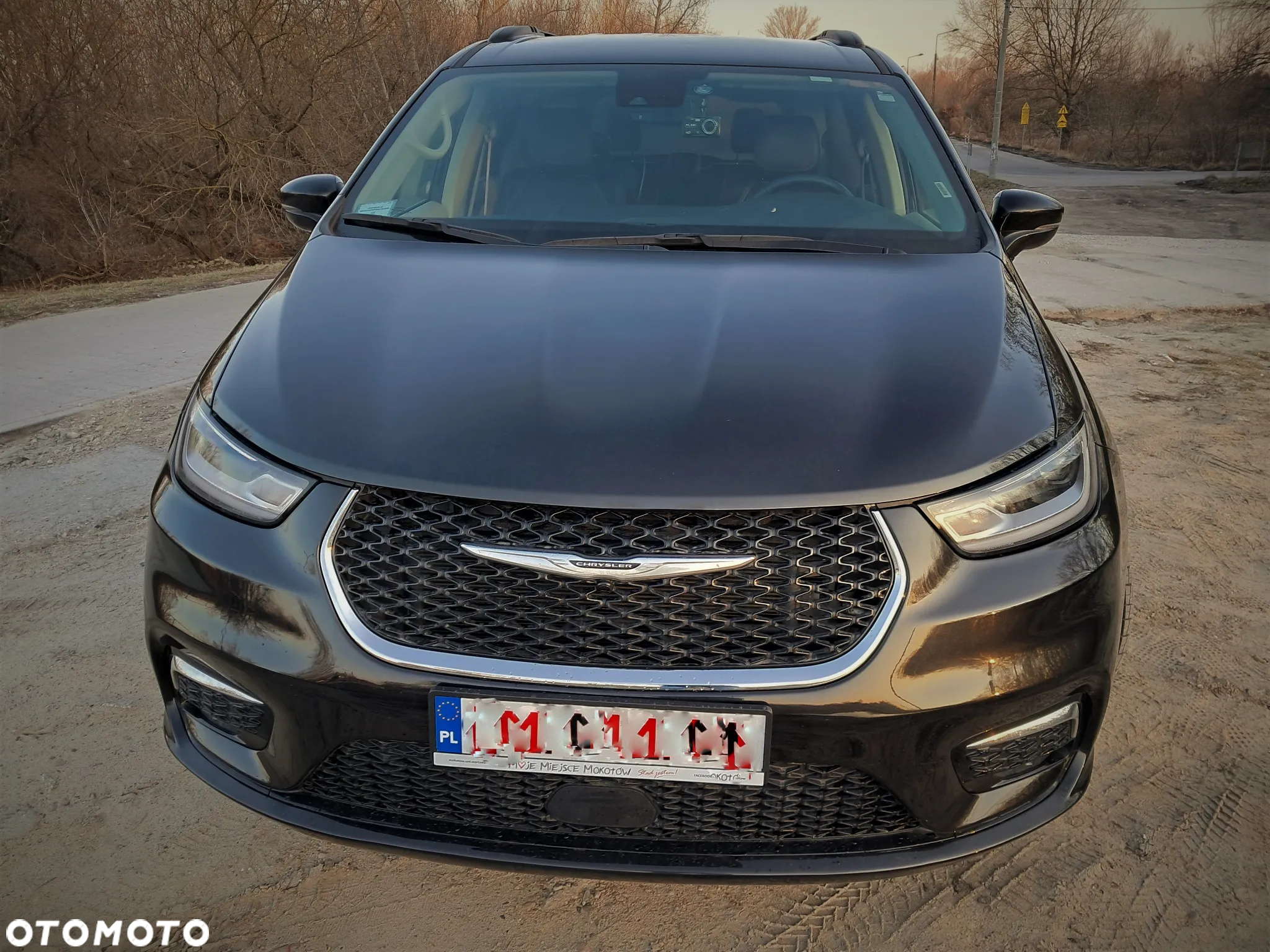 Chrysler Pacifica - 5