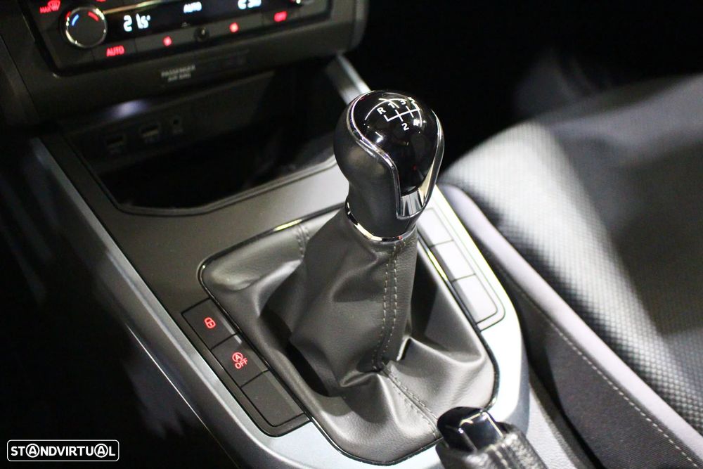 SEAT Arona 1.6 TDI Style - 25