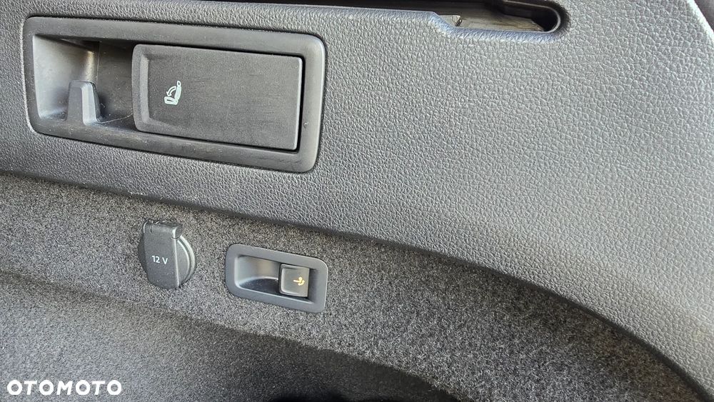 Volkswagen Passat Variant - 4