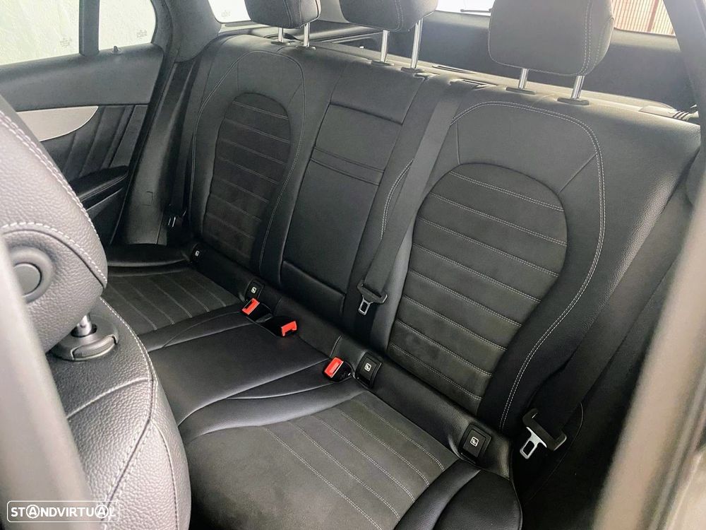 Mercedes-Benz GLC 300 de 4Matic - 13