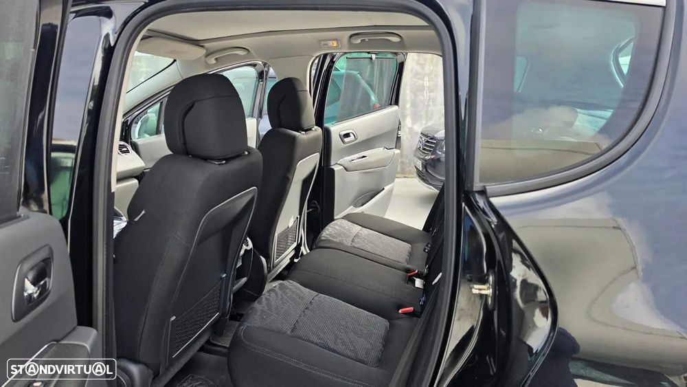 Peugeot 3008 1.6 HDi Allure - 9