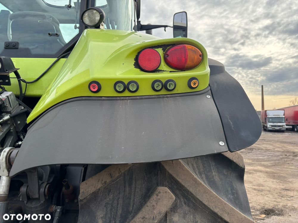 Claas AXION 810 - 13