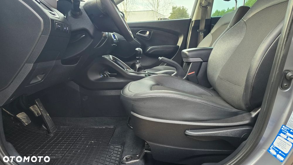 Hyundai ix35 1.7 CRDi 2WD Fifa World Cup Edition - 13